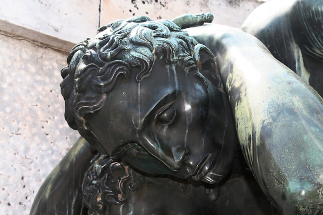 Stadio dei marmi 303